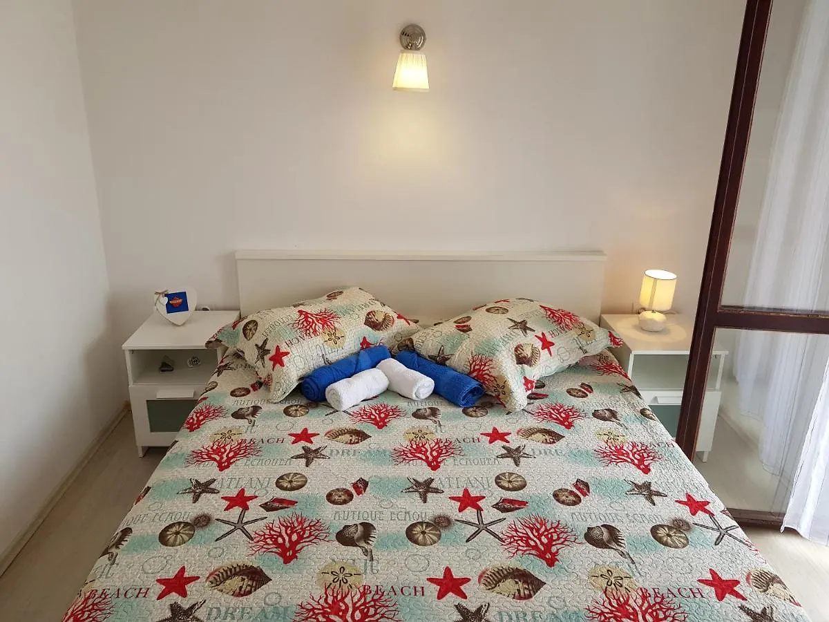 Apartments Dora And Tonka Krk بورات كرواتيا